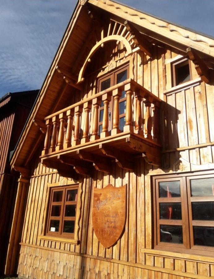 Hotel Antigua Casona Patagonia Futaleufu Exterior photo