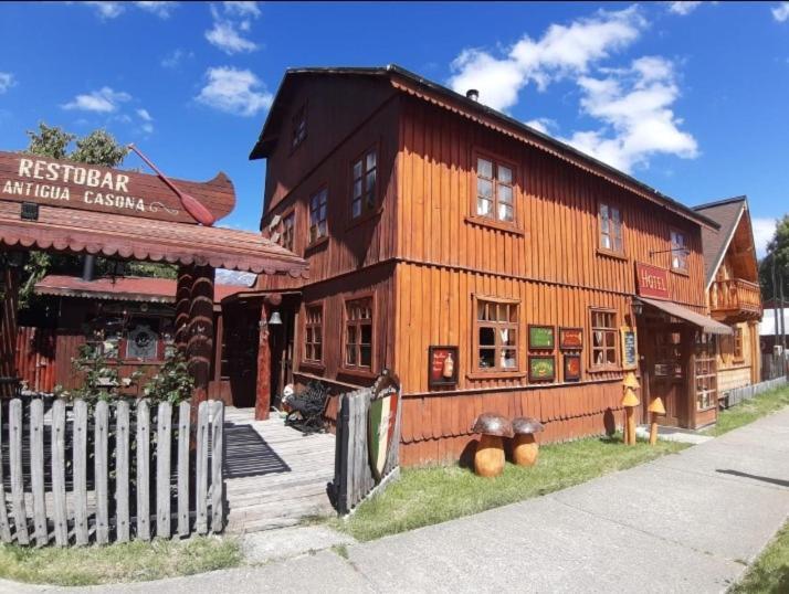 Hotel Antigua Casona Patagonia Futaleufu Exterior photo