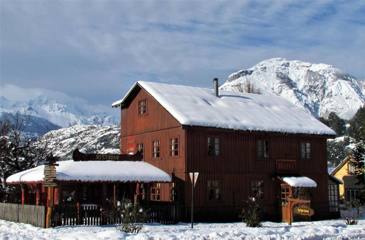Hotel Antigua Casona Patagonia Futaleufu Exterior photo